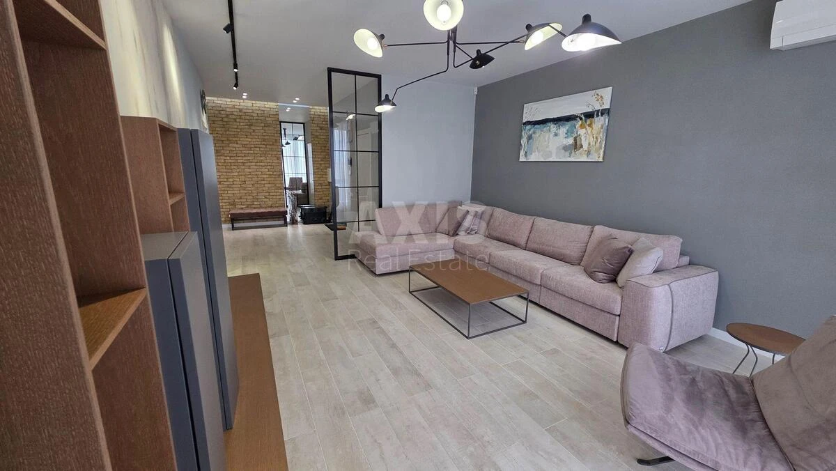 2k apartment nab. Dniprovs'ka 14688996