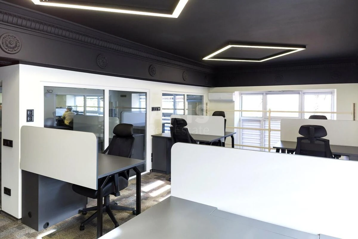 Office vul. Vasylivs'ka 100А, 150m2657603