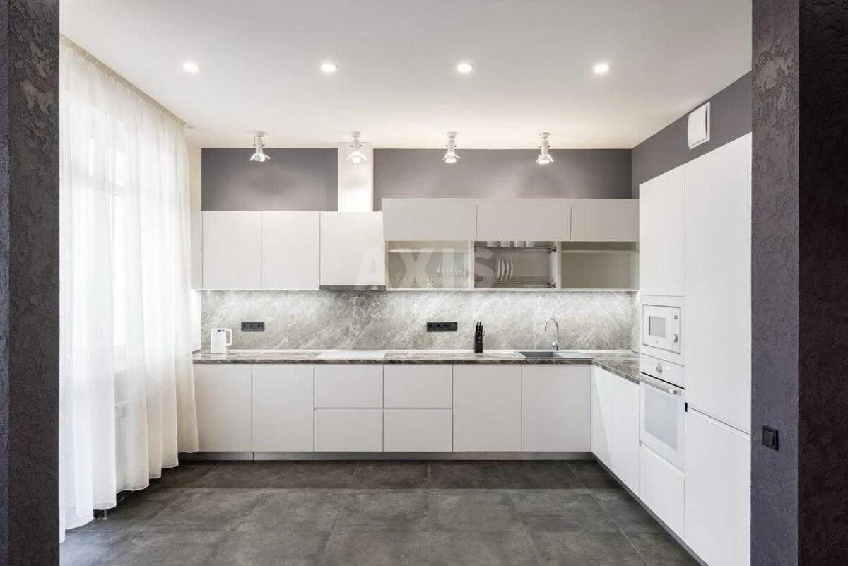 2k apartment vul. Preobrazhens'ka 8Б6746911