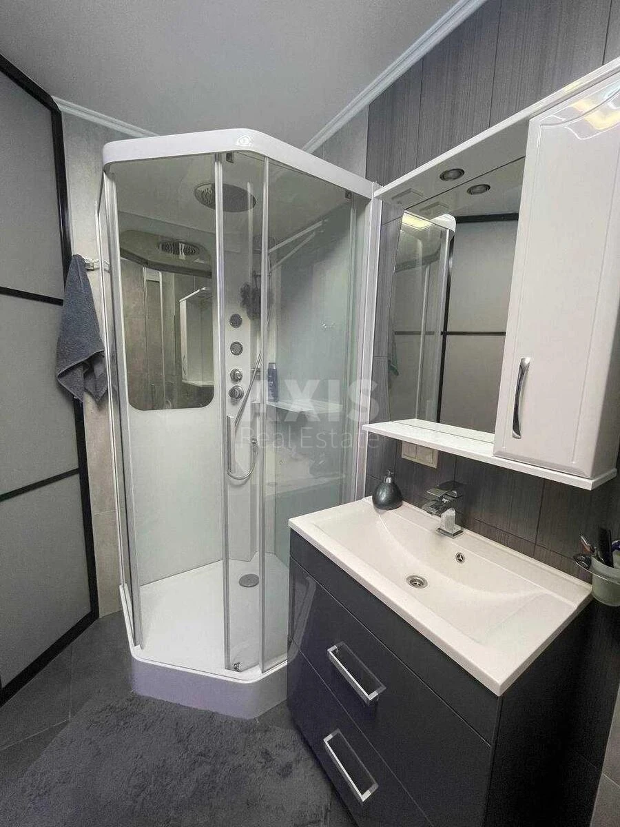 1k apartment vul. Kudrjavs'ka 31/337108113