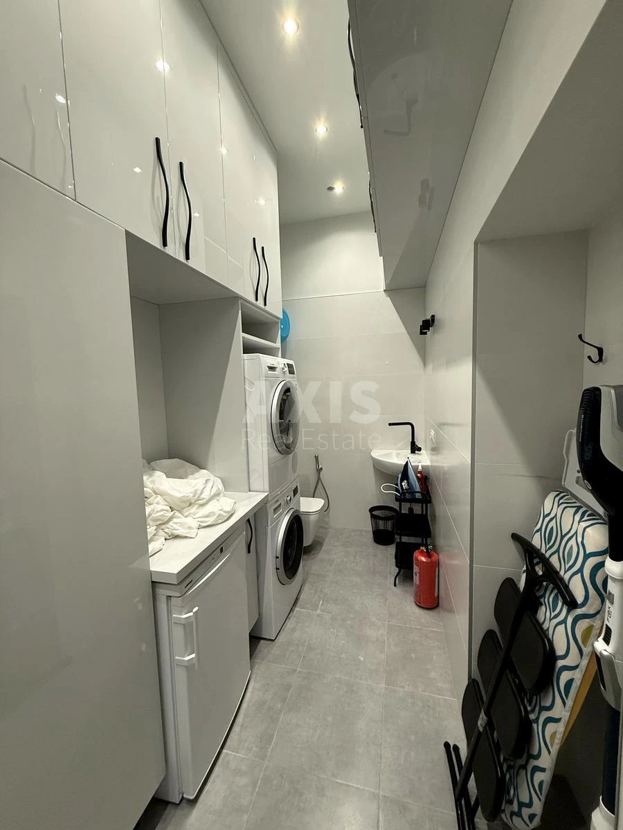 2k apartment vul. Vozdvyzhens'ka 20А702413