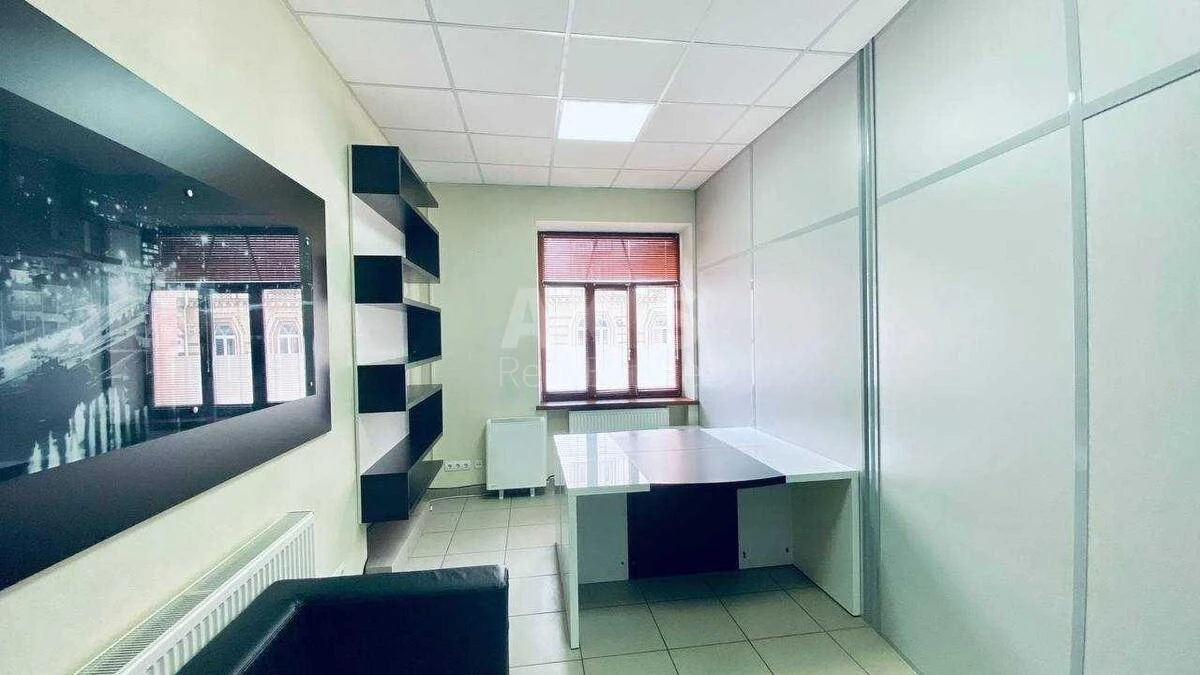 Office vul. Vozdvyzhens'ka 18, 74m2715944