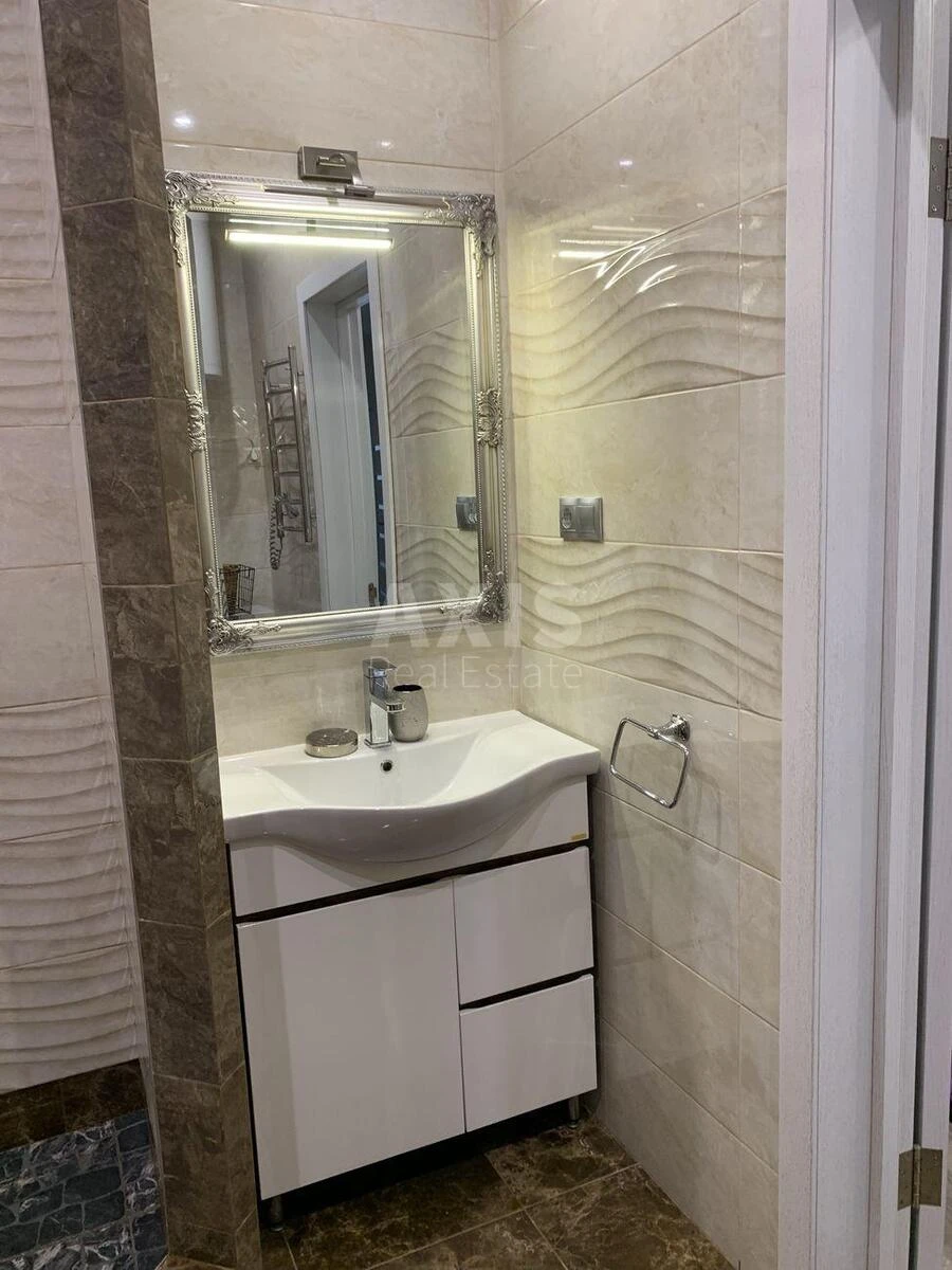 2k apartment vul. Myhajla Maksymovycha 3Д7187711