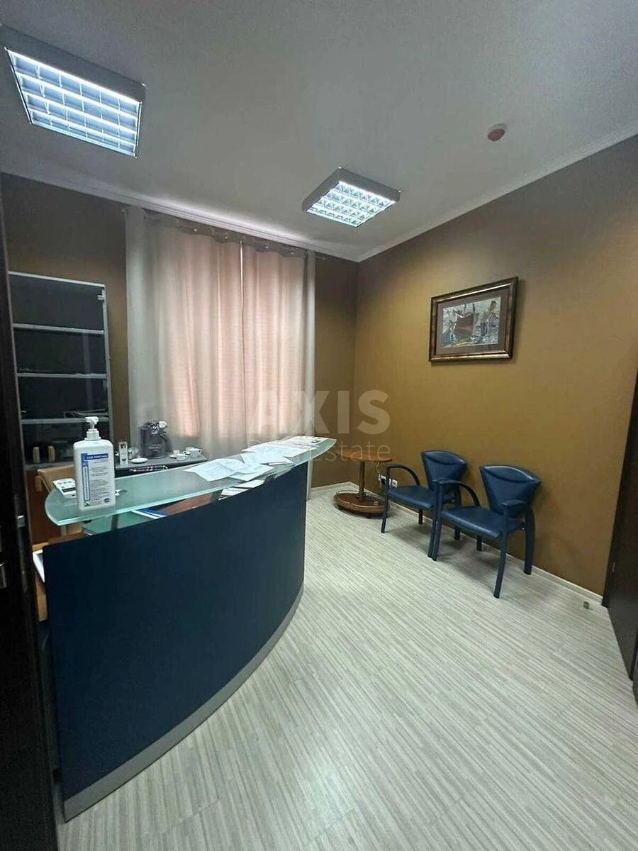 Trade object vul. Rustaveli Shota 18, 1200m2672490