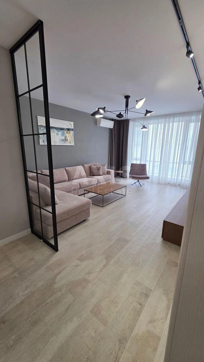 2k apartment nab. Dniprovs'ka 14688994