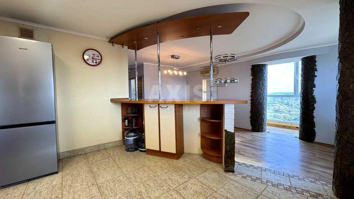 3k apartment vul. Zvirynec'ka 61А705625