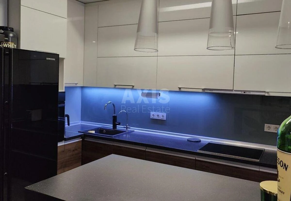 2k apartment vul. Mejtusa Kompozytora 456999