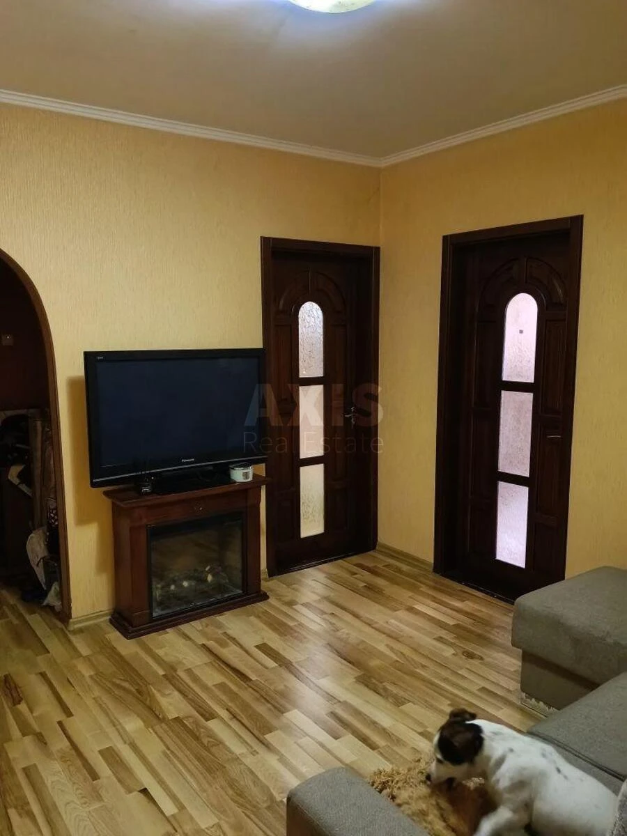 3k apartment vul. Liskivs'ka 28А708342