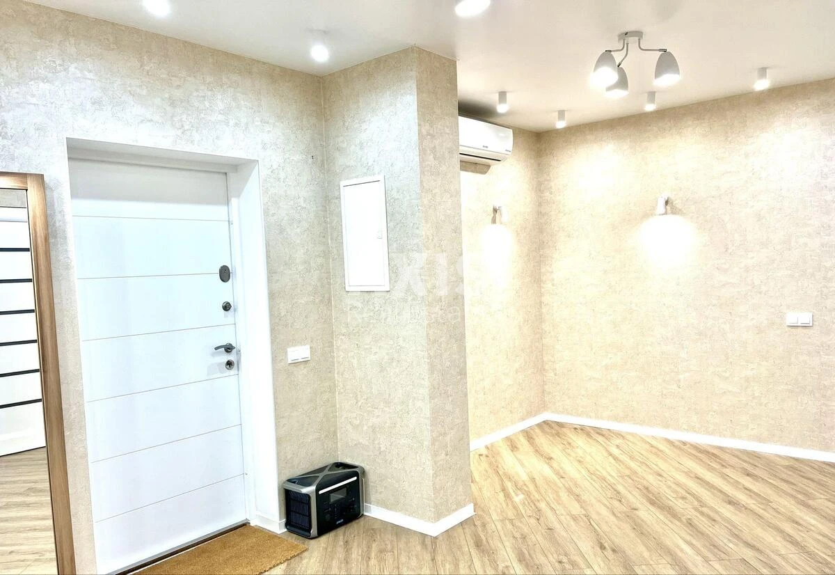 2k apartment vul. Lypkivs'kogo Vasylja Mytropolyta 33А493557