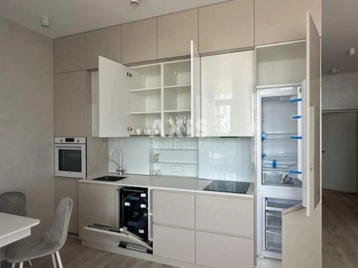 1к квартира ул. Джона Маккейна 12354783