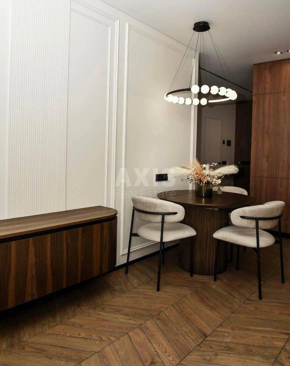 2k apartment vul. Rostyslavska 5А716594