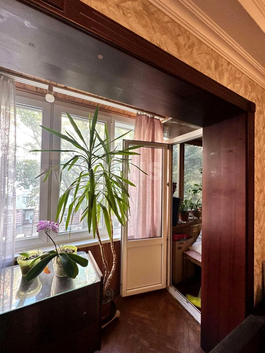 2k apartment pr-t Berestejskij 127639247