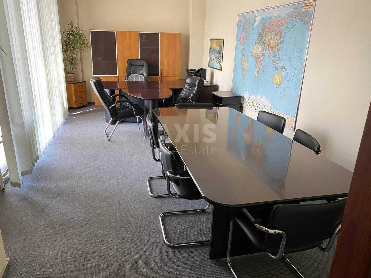 Office vul. Kyrylivs'ka 160, 517m2598901