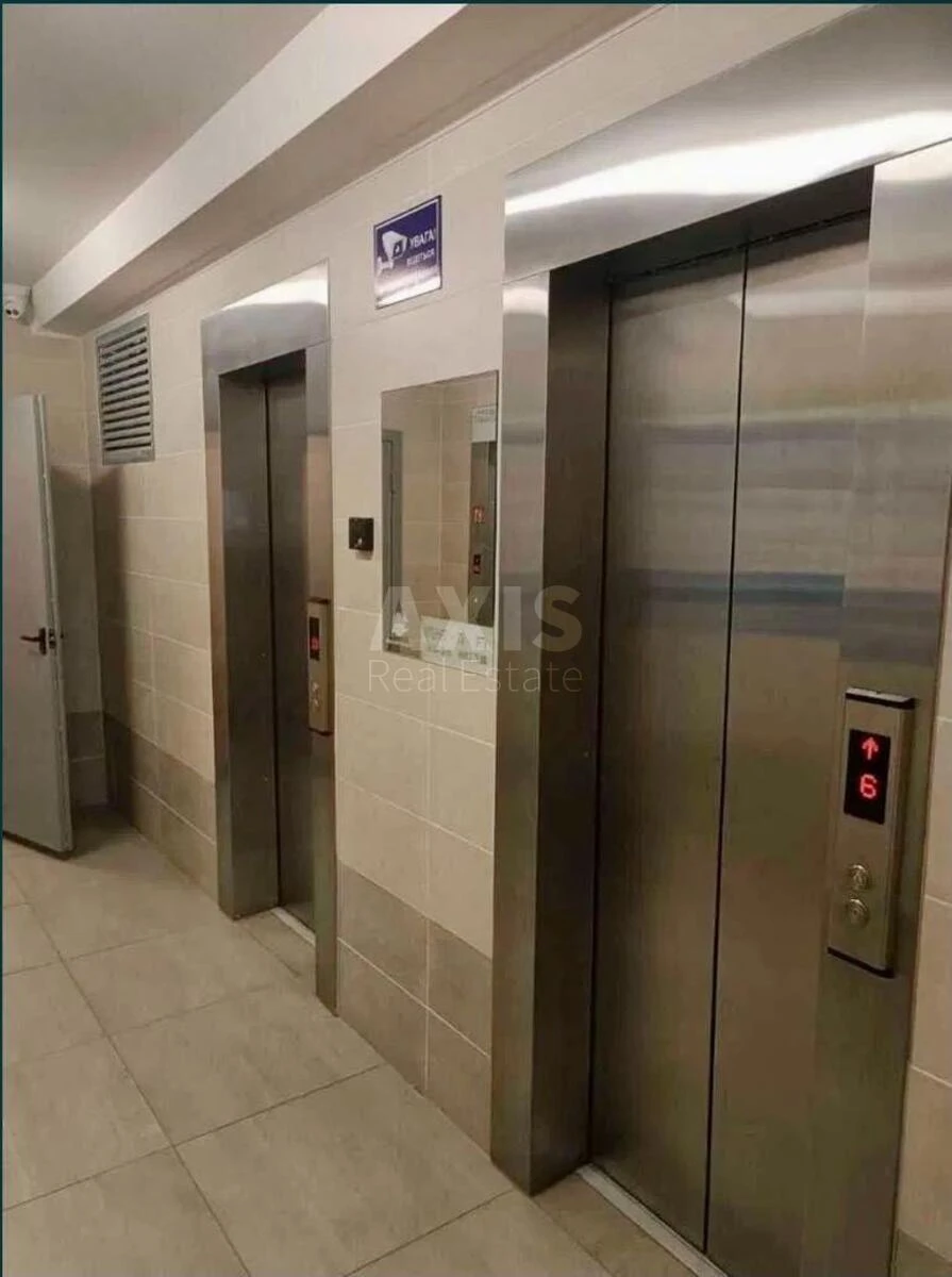 3k apartment vul. Elektrotehnichna 43601084