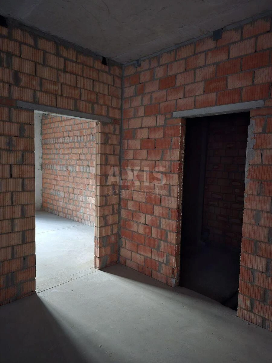 Trade object vul. Strutyns'kogo Sergija 21, 82m2674824