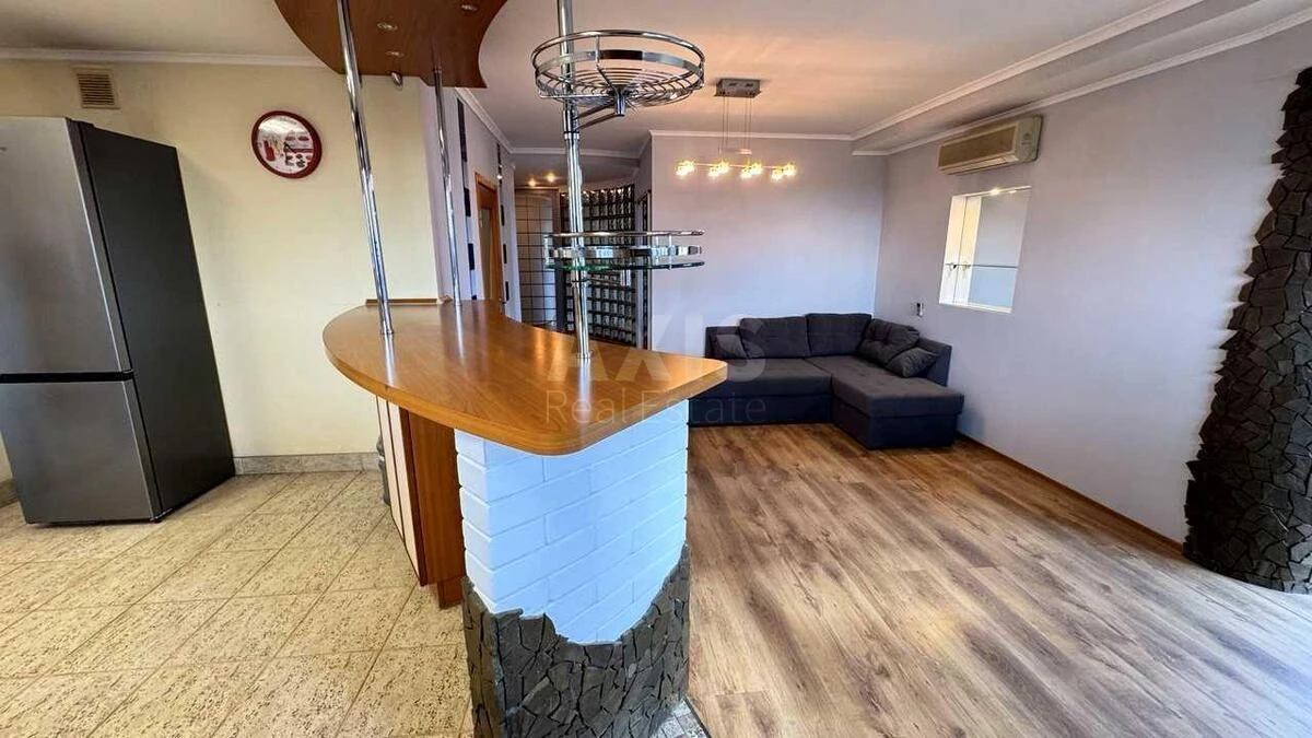 3k apartment vul. Zvirynec'ka 61А705626