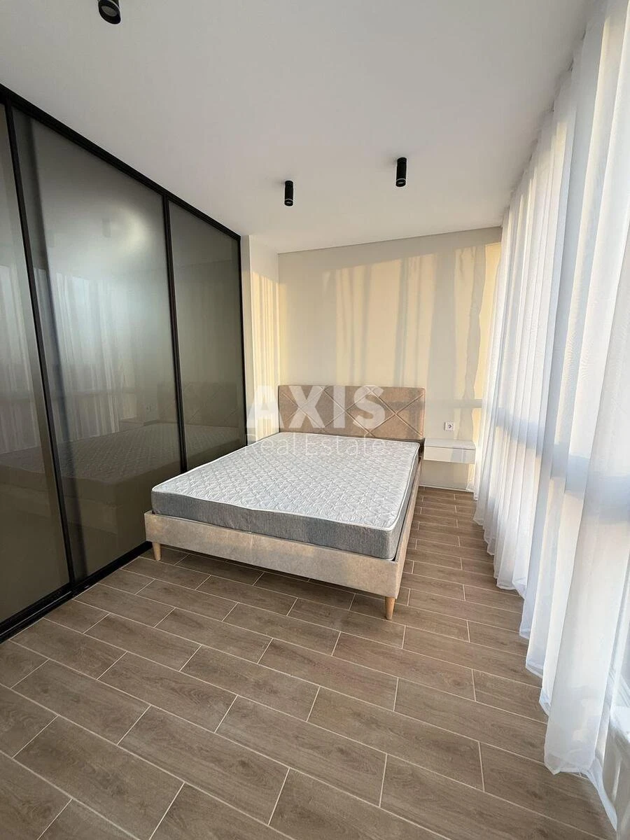 2к квартира Олега Мудрака ул. 1663365