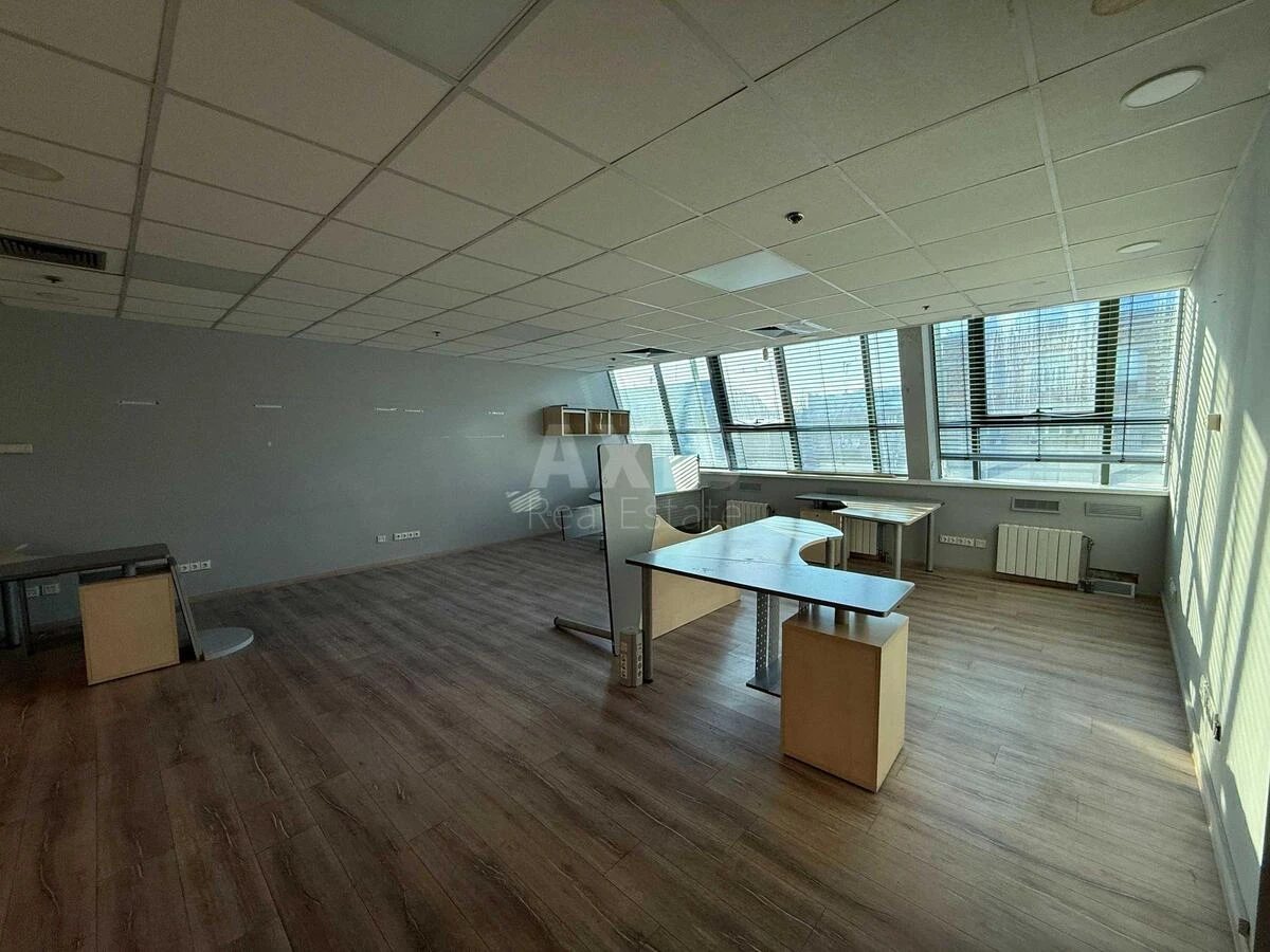Office vul. Basejna 2А, 126m265169