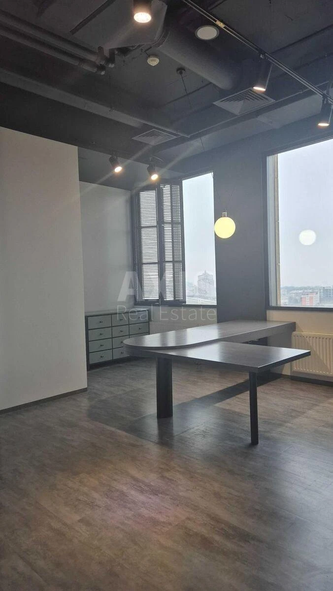 Office vul. Knyaziv Ostrozkykh 32/2, 183m2666845