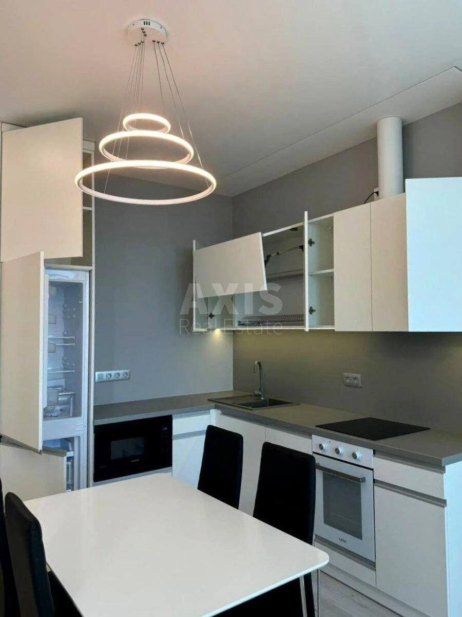 1k apartment pr-t Berestejskij 11655413