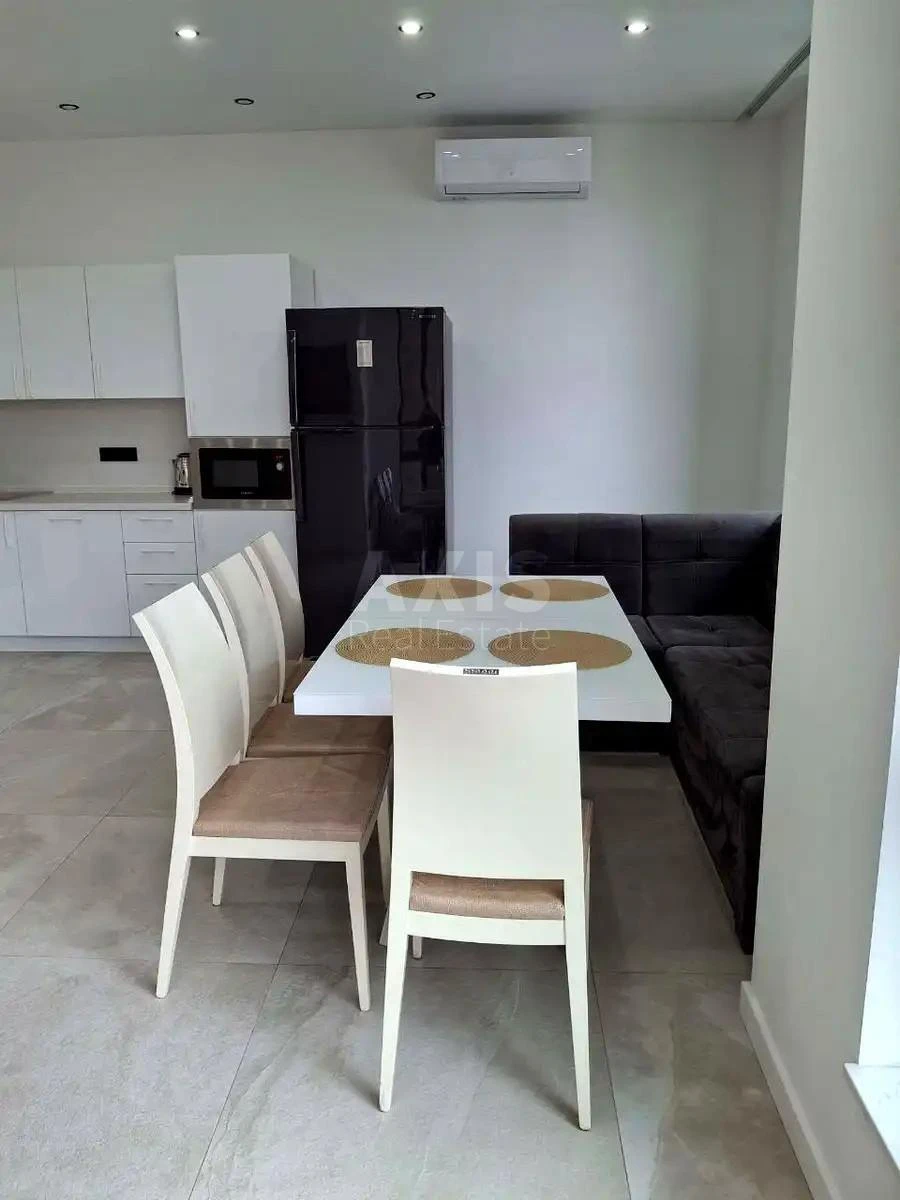 3k apartment pr-t Berestejskij 42717061
