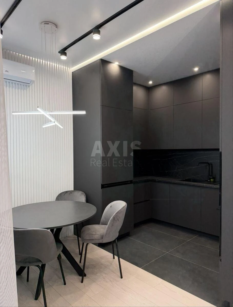 3k apartment vul. Gareta Dzhonsa 871536