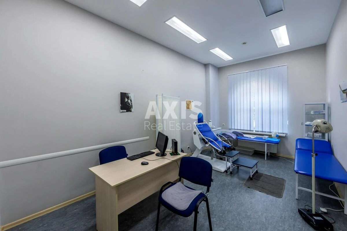 Service object vul. Syrec'ka 32, 358m2600308