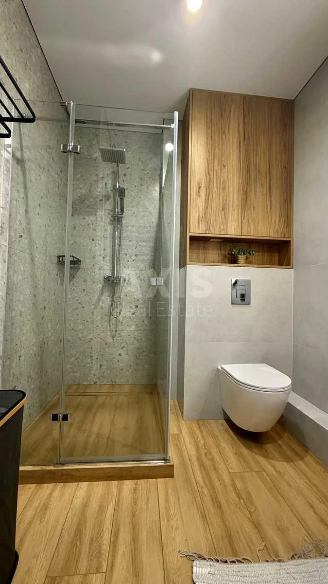 1k apartment nab. Dniprovs'ka 8713519