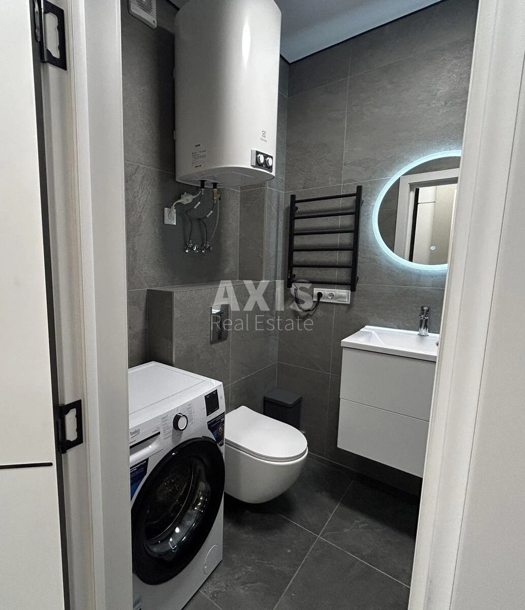 1k apartment pr-t Povitryanykh Syl 56B708409