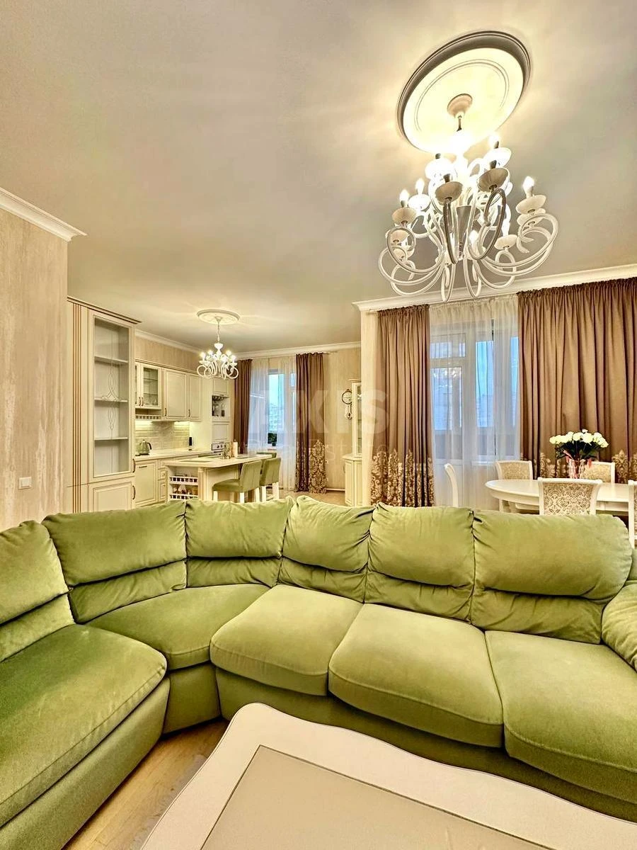 4k apartment vul. Sribnokil's'ka 14А666423