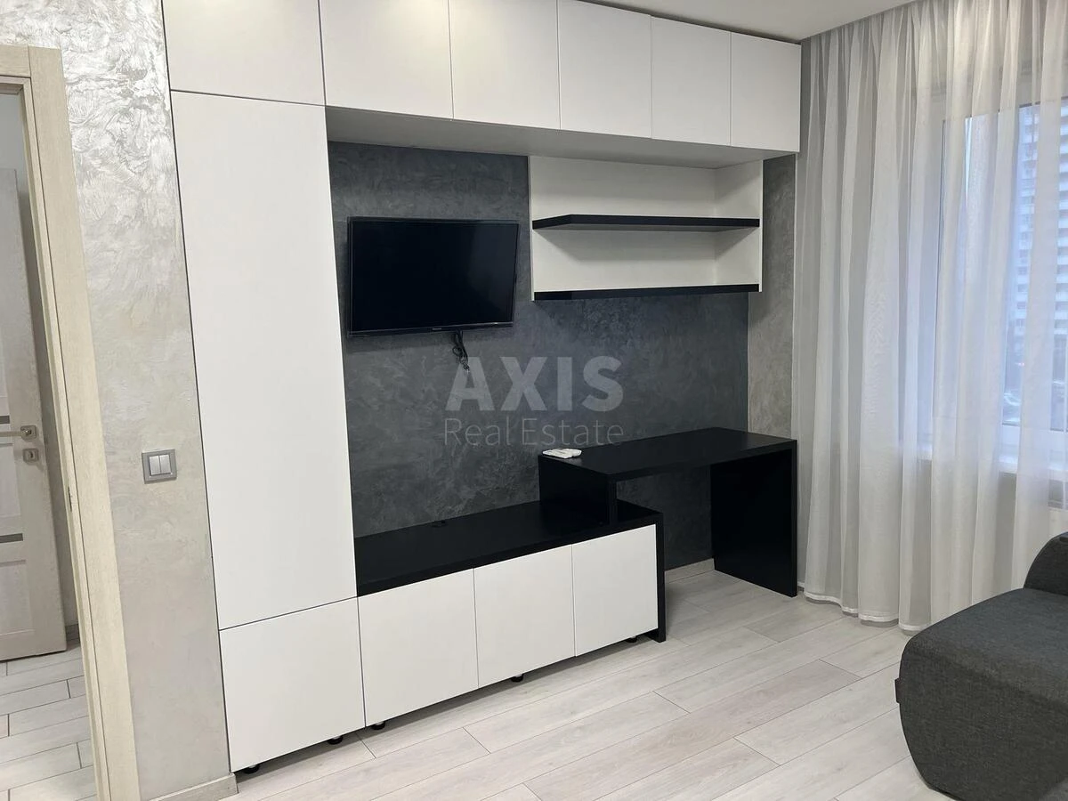 1k apartment vul. Rusovoi' Sofii' 7636094