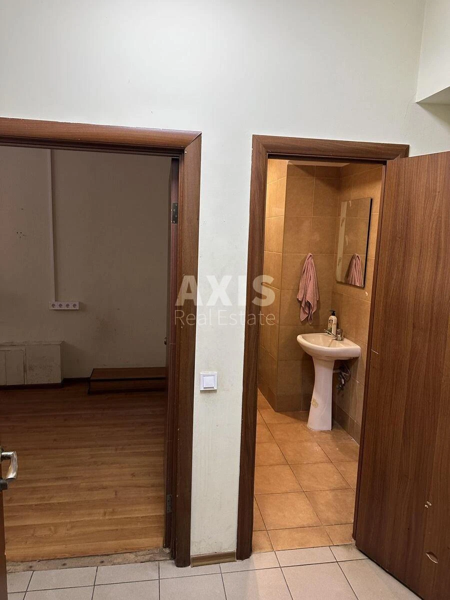 Объект торговли ул. Антонова Авиаконструктора 9, 170м2607218