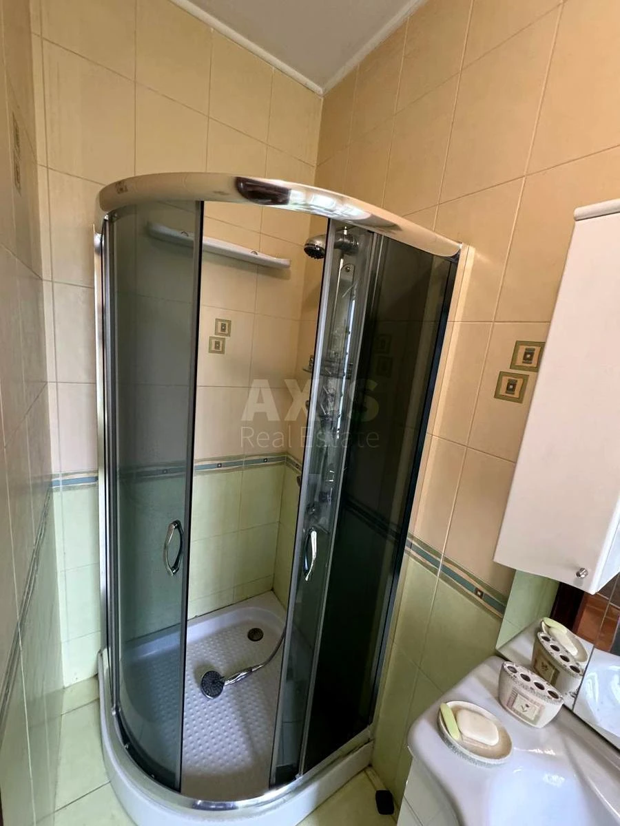 Дoм ул. Богатырская, 200м2, город Киев6551815