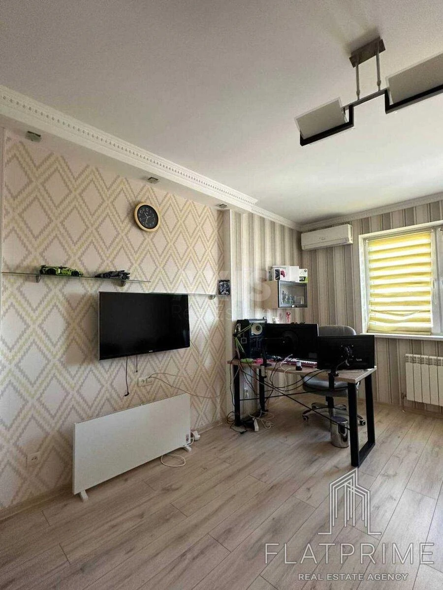 2k apartment vul. Kondratjuka Jurija 7651885