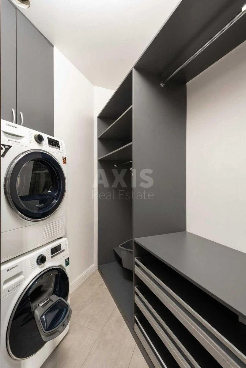 4k apartment vul. Zhyljans'ka 596706518