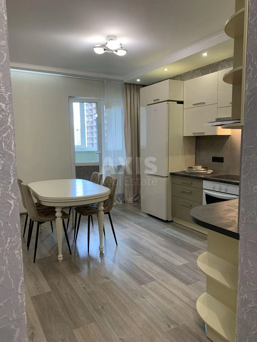 2k apartment vul. Myhajla Maksymovycha 3Д718771