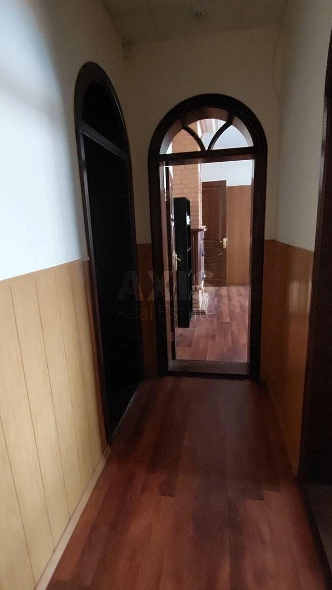 Office vul. Donchuka Vasylja 3, 66m26569519