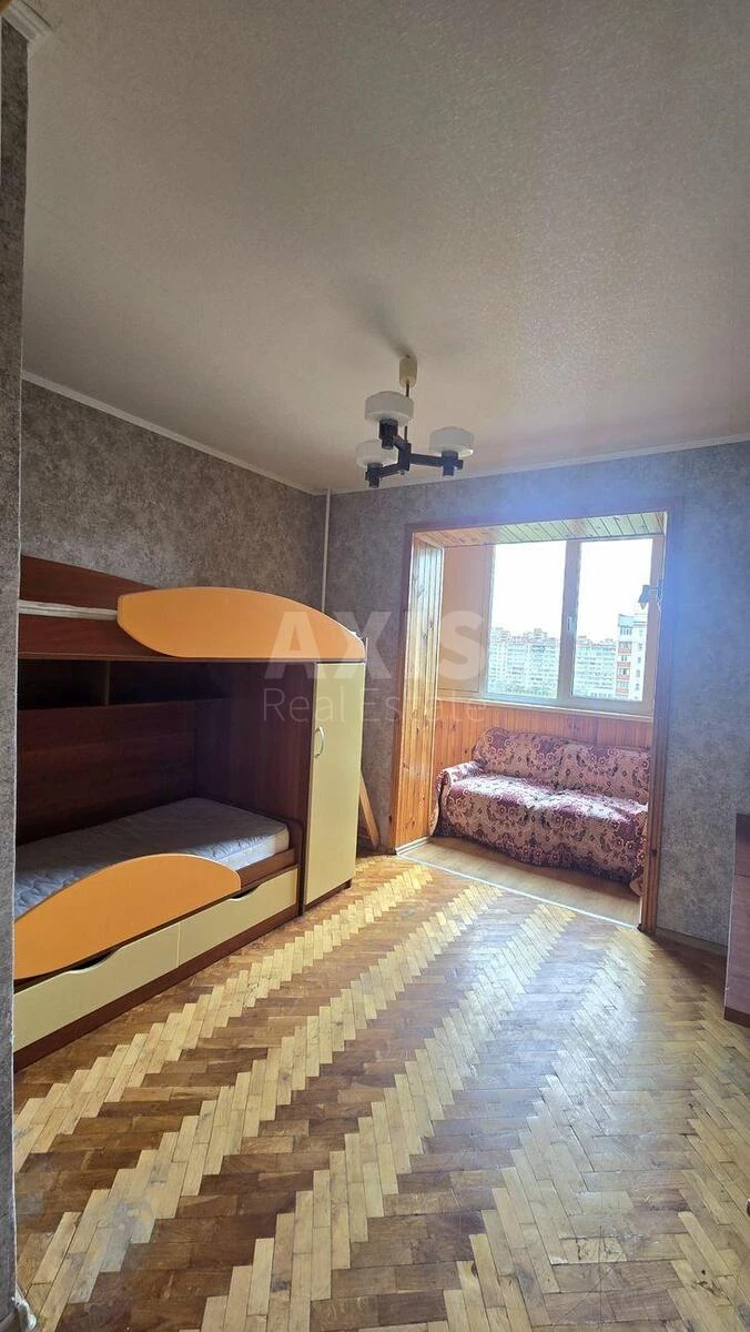 3к квартира ул. Сержа Лифаря 18672974