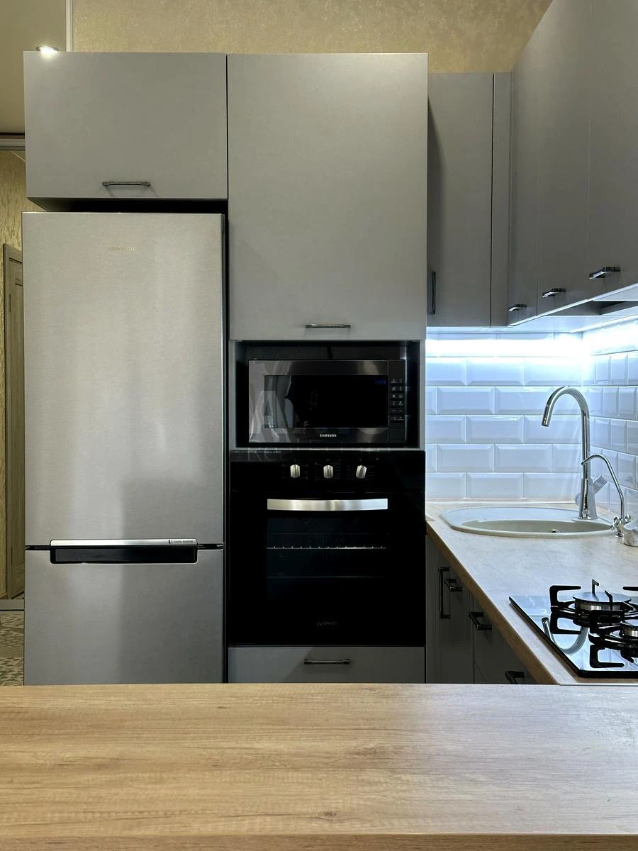 1k apartment vul. Zamkovec'ka 946580214