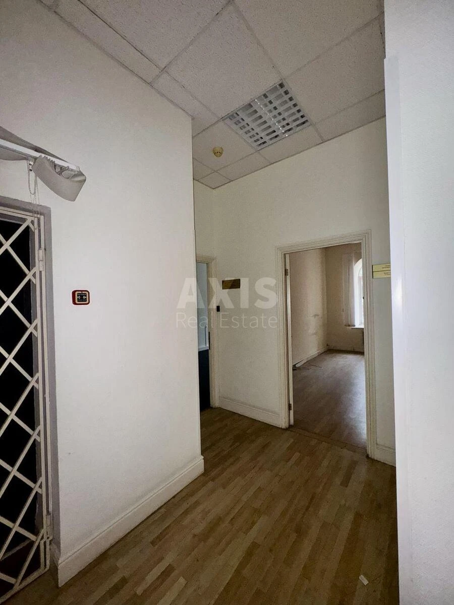 Офис район Прорезная ул., Шевченковский 11, 318м2704608