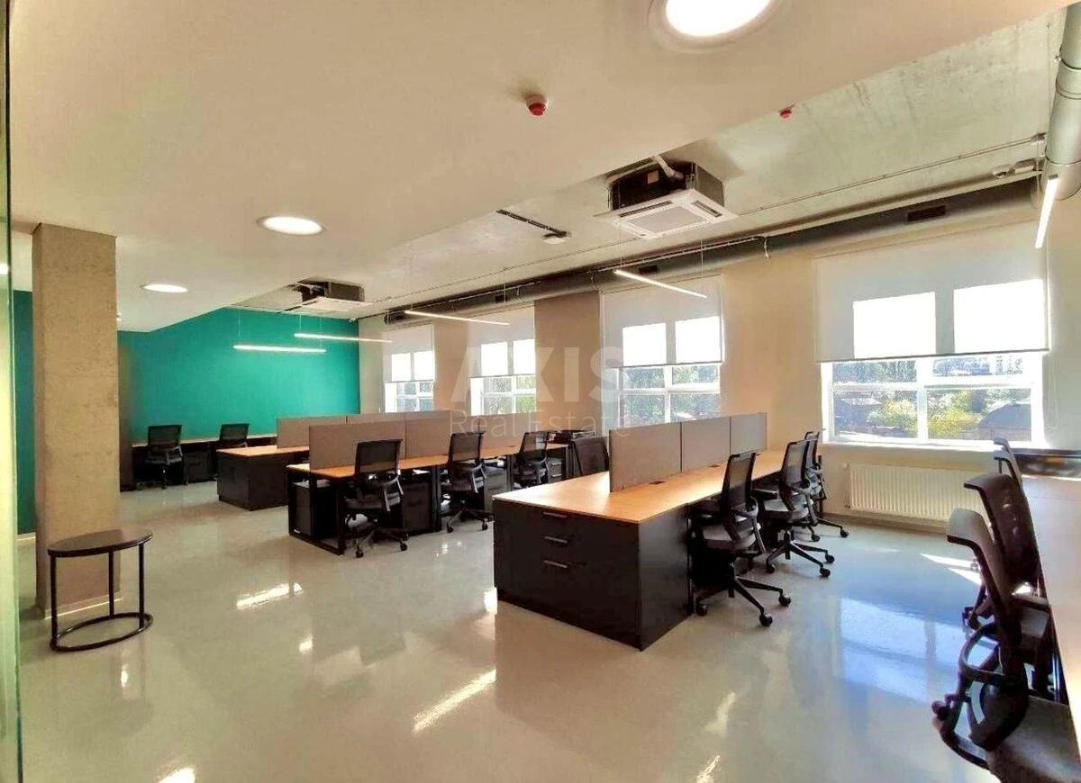 Office vul. Nyzhn'okljuchova 14, 467m2704961