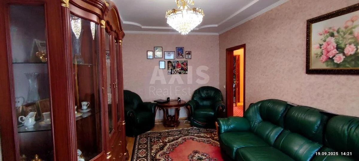 3к квартира пр-т Глушкова Академика 47658444