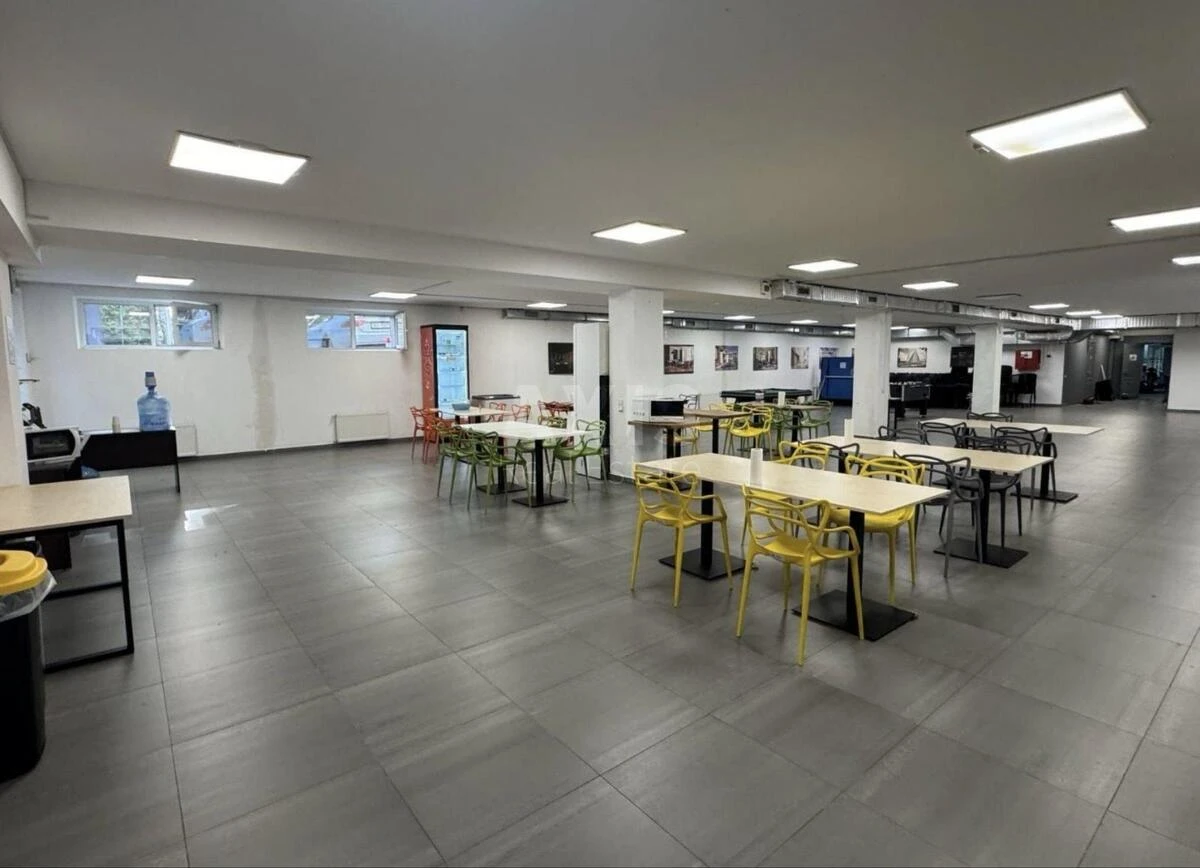 Office vul. Pymonenka Mykoly 13, 360m2698809