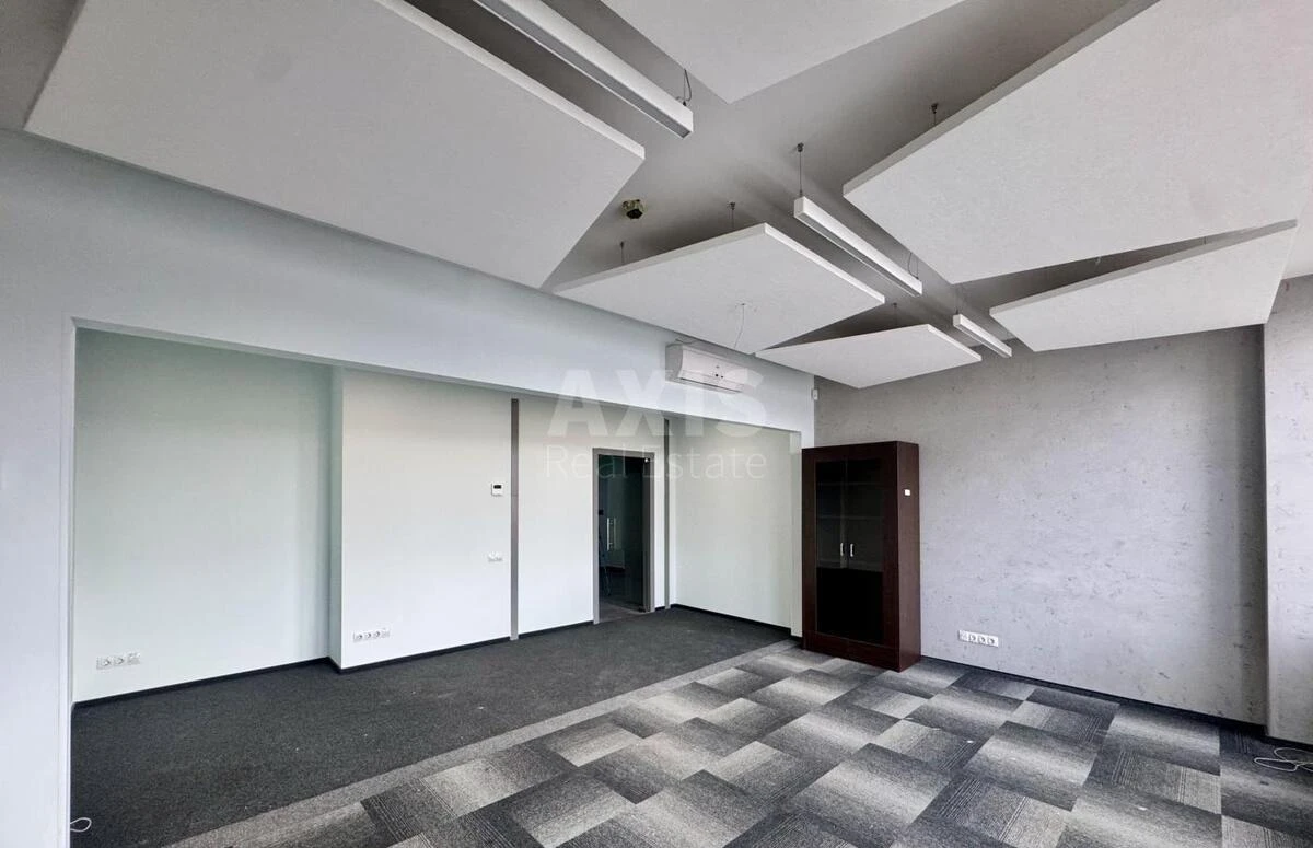 Офис ул. Руставели Шота 39/41, 500м26844010