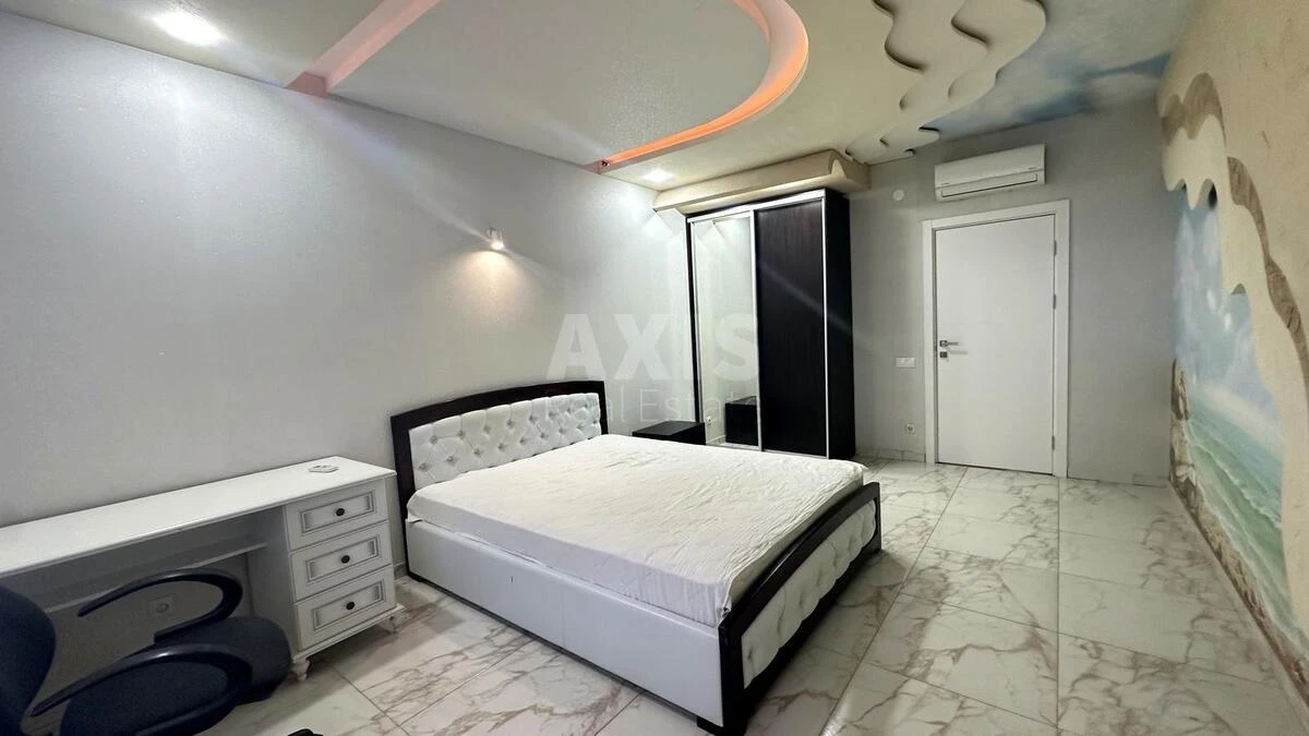 4k apartment vul. Yulia Zdanovska 52/36263714