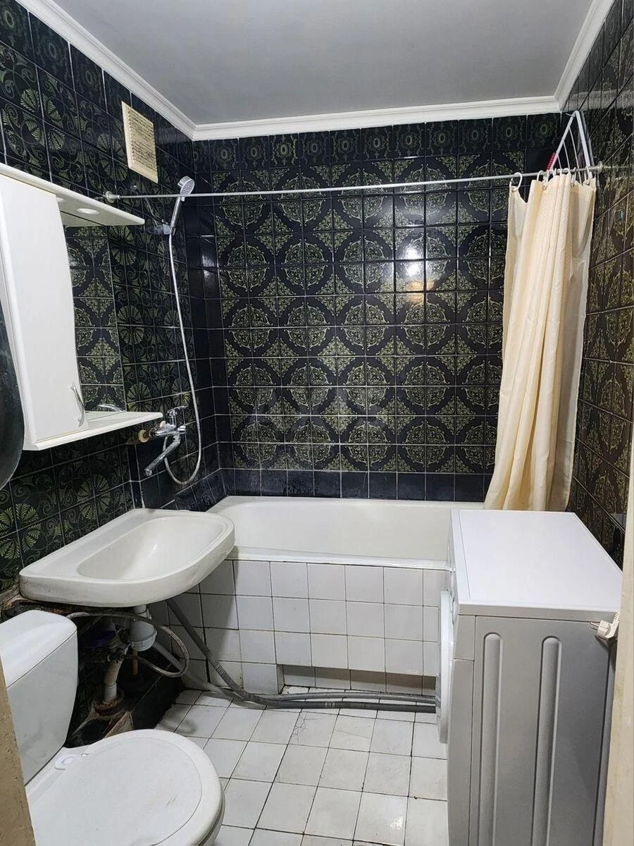 1k apartment vul. Boryslavs'ka 28Б696443