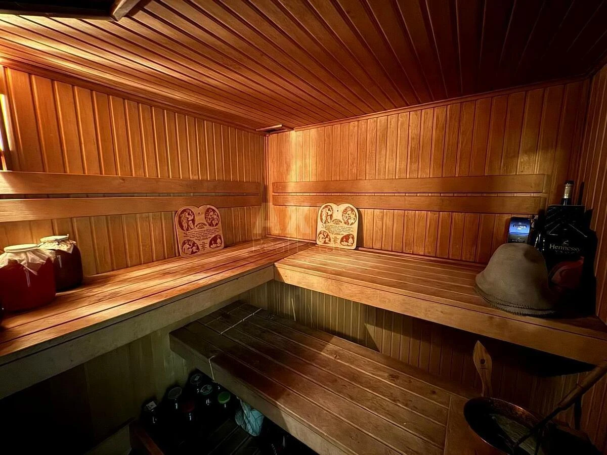 Дoм ул. Богатырская, 200м2, город Киев6551812