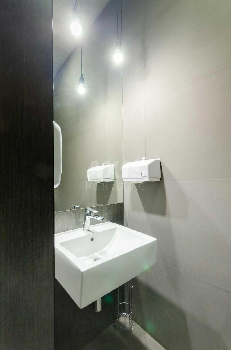 Office vul. Kudri Ivana 26, 92m2634475