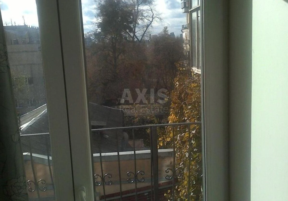 1k apartment vul. Skoropads'kogo Pavla 17Б628134