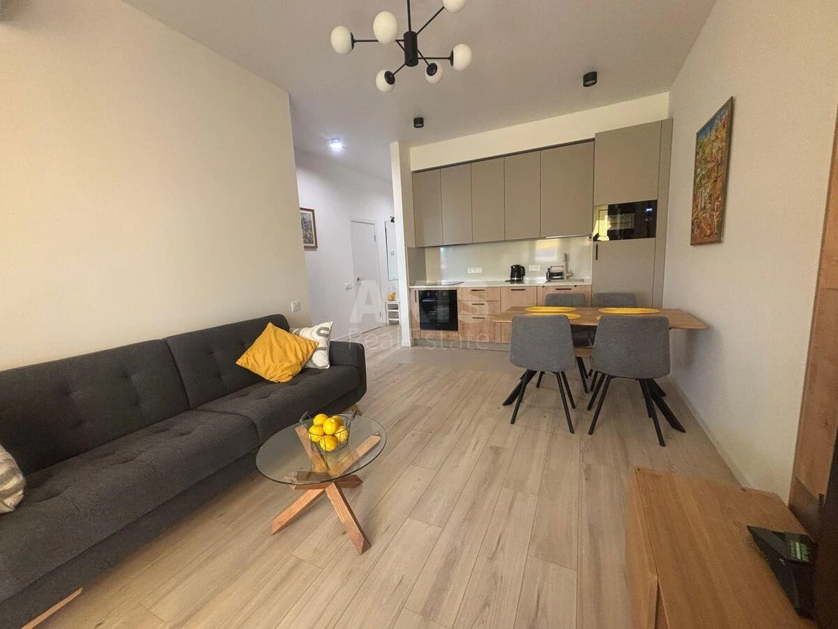 2k apartment pr-t Peremogy 11589551